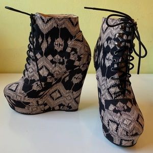 Wedge booties